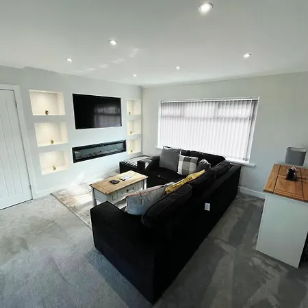 Sea View House - Coastal - Pet Friendly